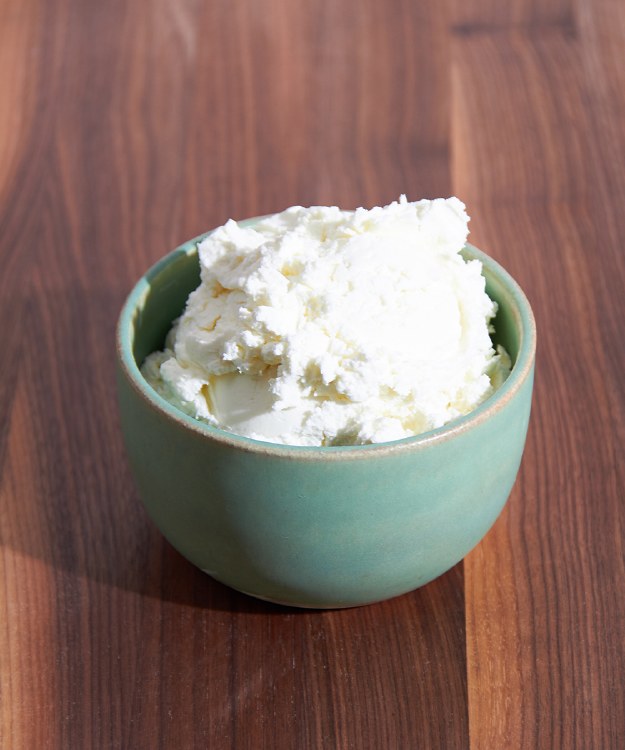 Lost Peacock Fresh Chevre DeLAURENTI